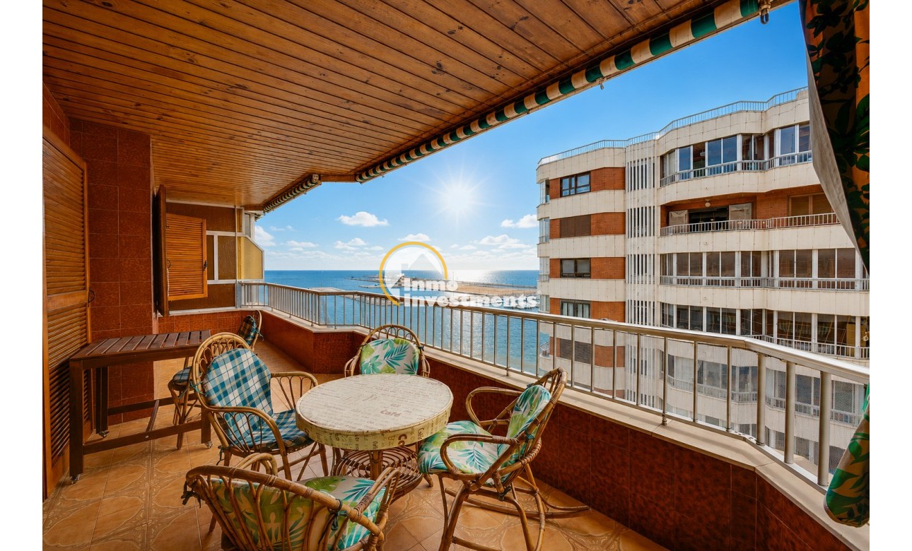 Resale - Apartment - Torrevieja - Playa del Acequion