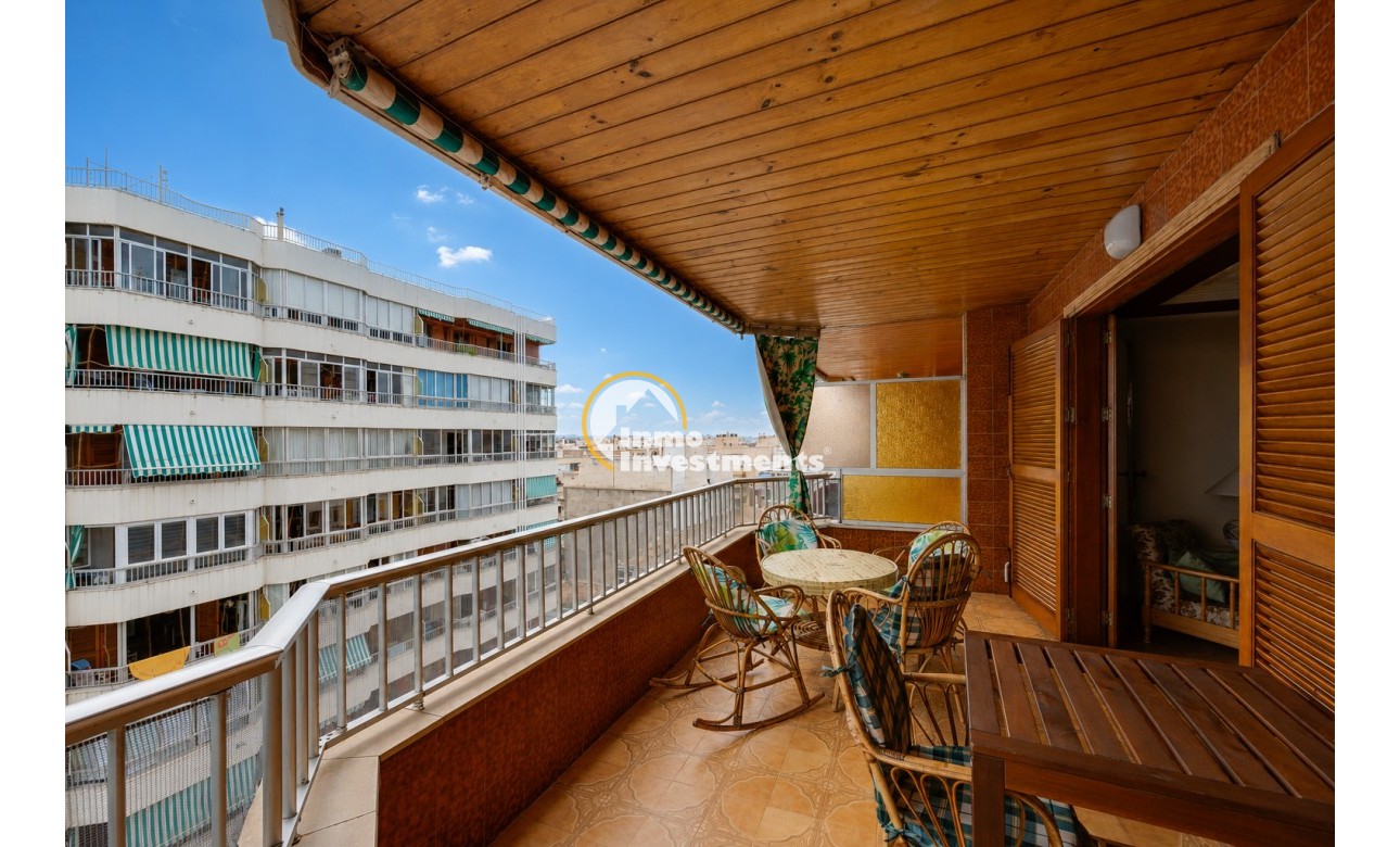 Resale - Apartment - Torrevieja - Playa del Acequion