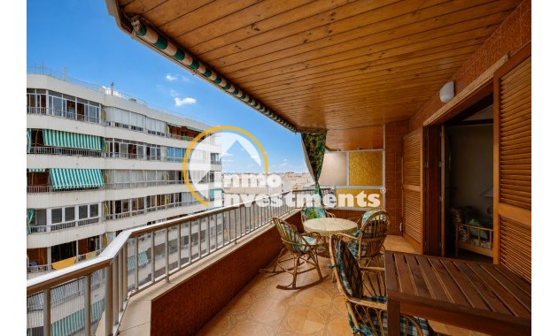 Resale - Apartment - Torrevieja - Playa del Acequion