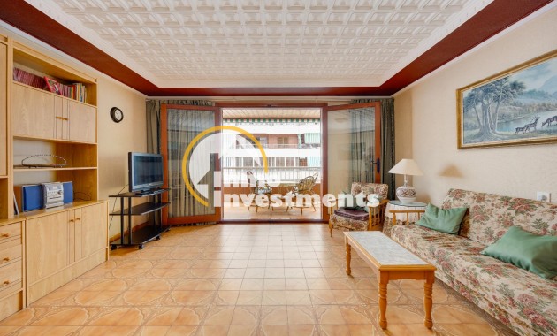 Resale - Apartment - Torrevieja - Playa del Acequion