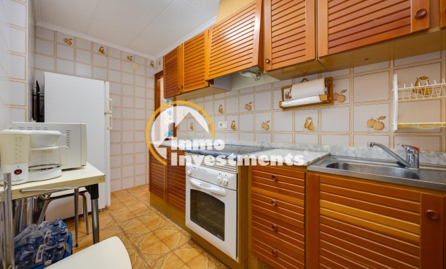 Resale - Apartment - Torrevieja - Playa del Acequion
