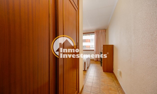 Resale - Apartment - Torrevieja - Playa del Acequion