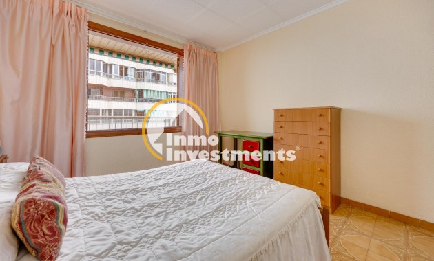 Resale - Apartment - Torrevieja - Playa del Acequion