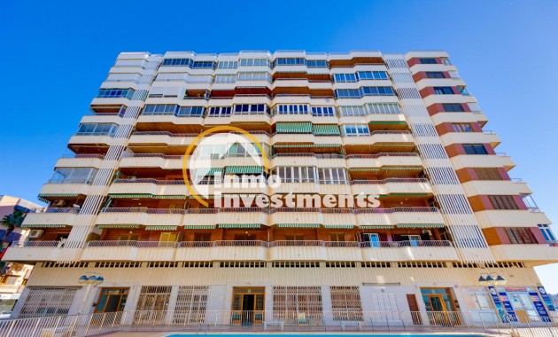 Resale - Apartment - Torrevieja - Playa del Acequion