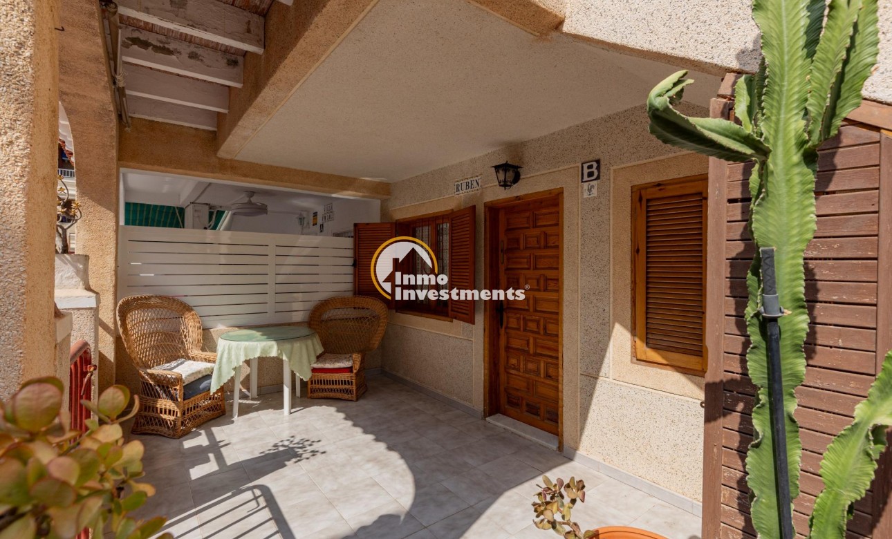 Resale - Bungalow - Torrevieja - Acequion