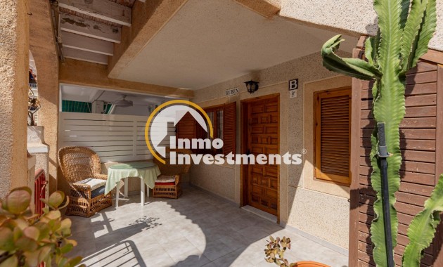 Resale - Bungalow - Torrevieja - Acequion