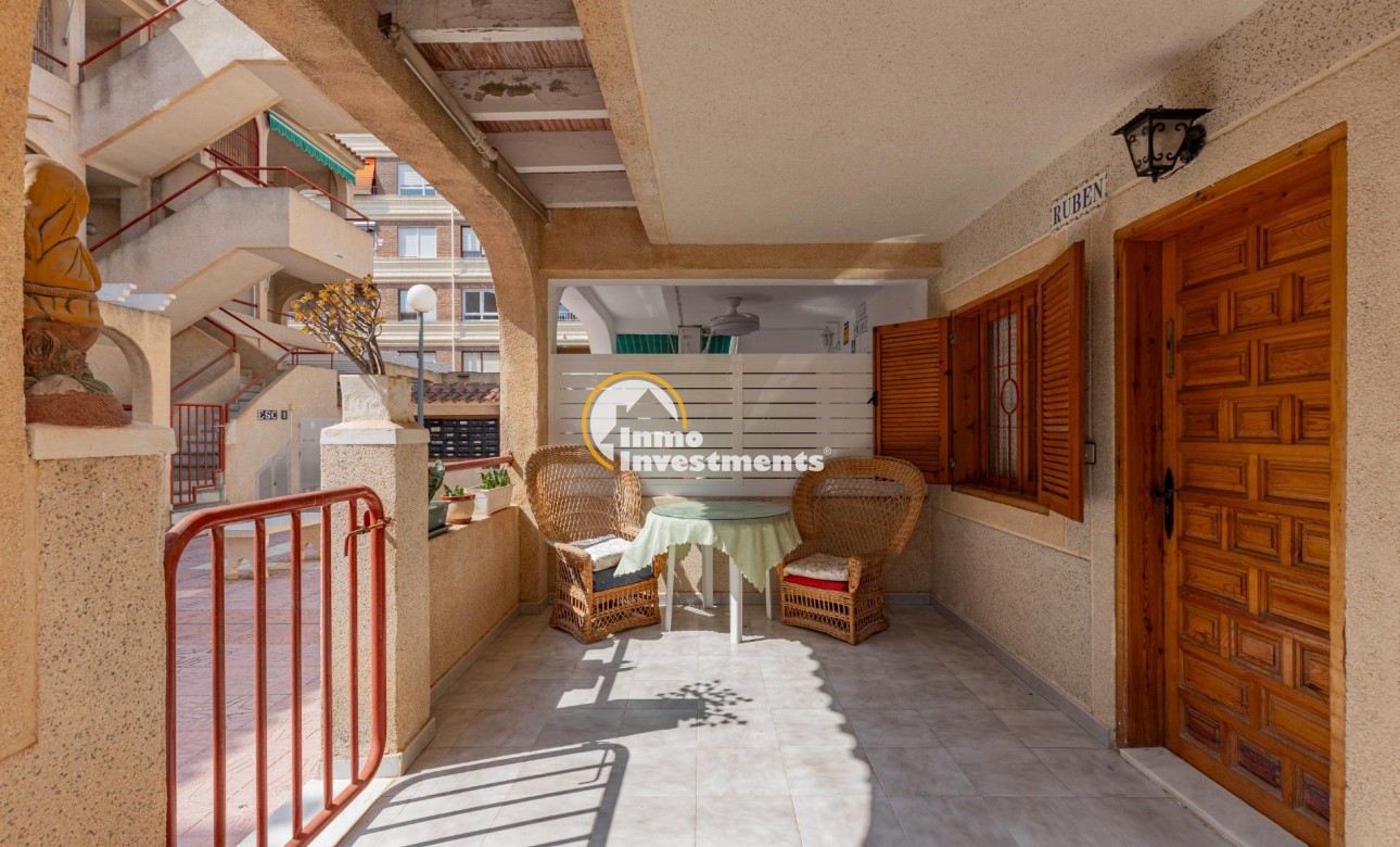 Resale - Bungalow - Torrevieja - Acequion