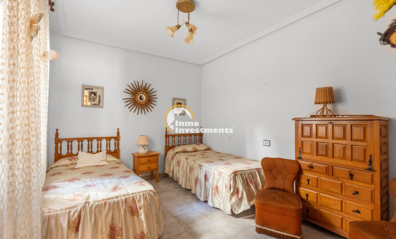 Resale - Bungalow - Torrevieja - Acequion