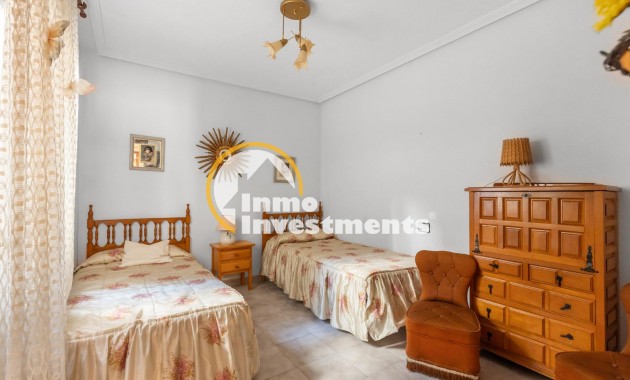 Resale - Bungalow - Torrevieja - Acequion