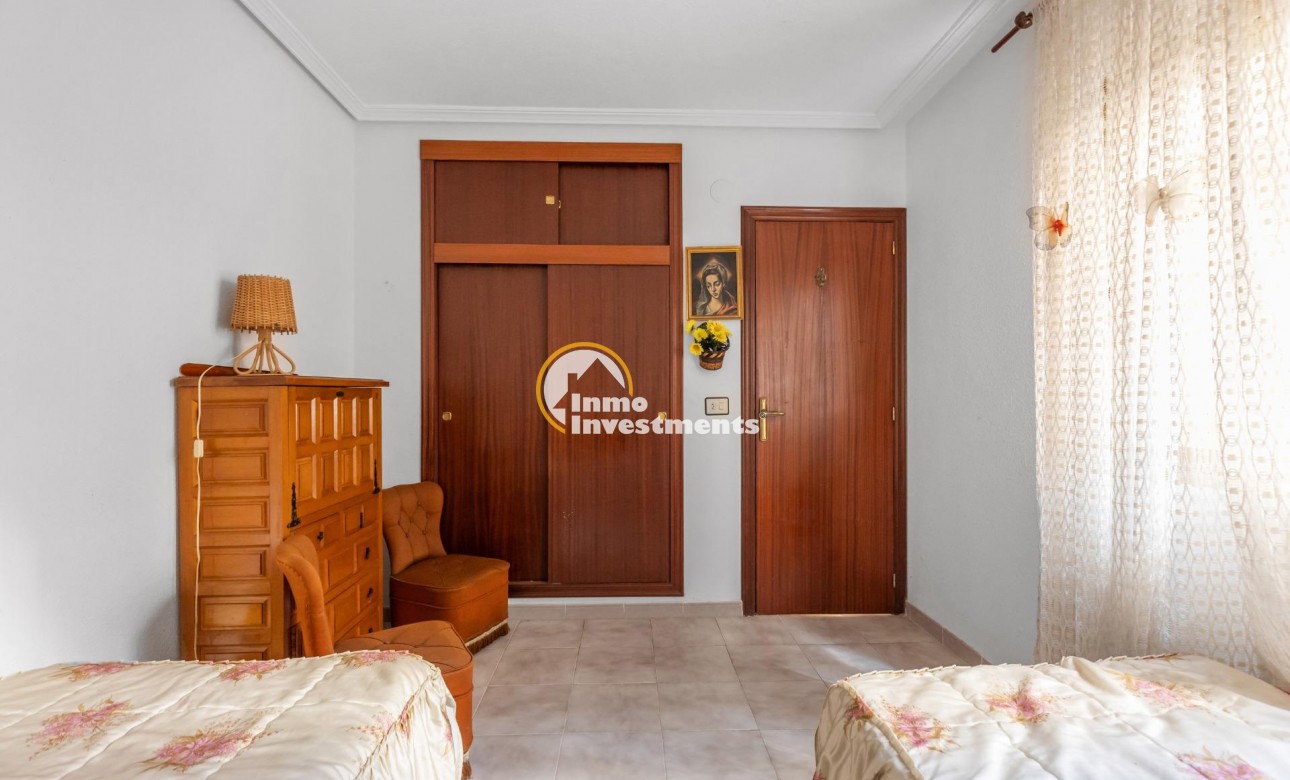 Resale - Bungalow - Torrevieja - Acequion