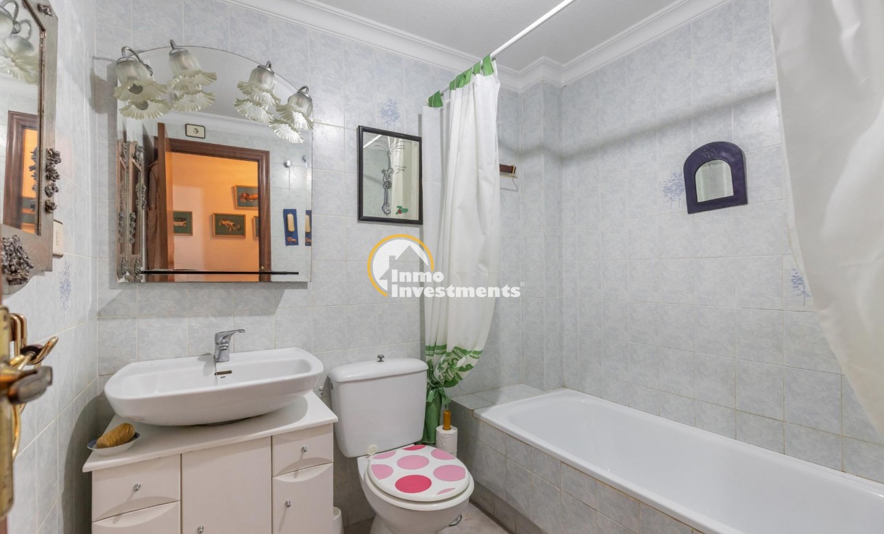 Resale - Bungalow - Torrevieja - Acequion