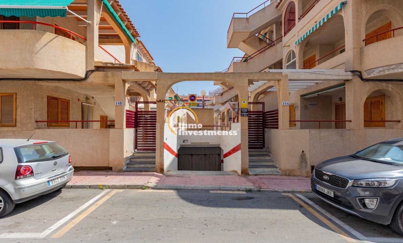 Resale - Bungalow - Torrevieja - Acequion