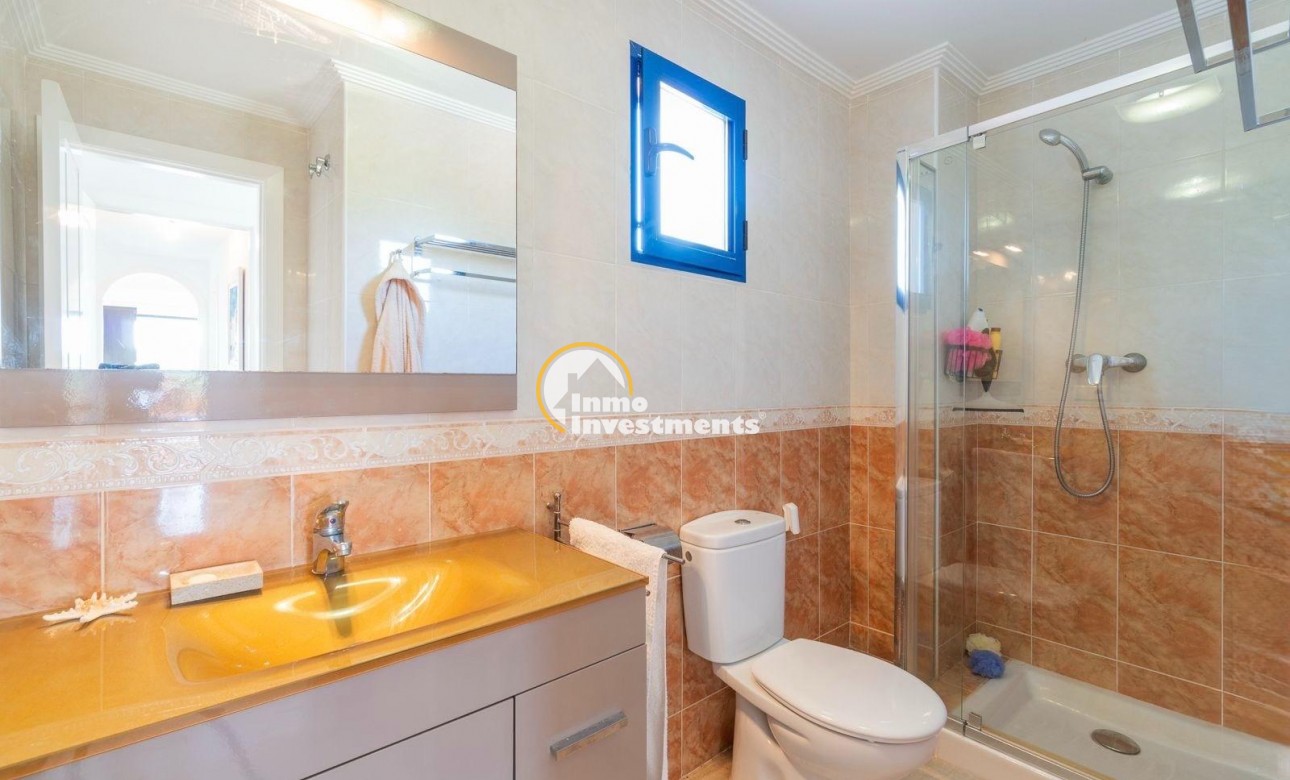 Resale - Apartment - Orihuela Costa - Altos de Campoamor
