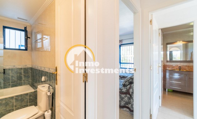 Resale - Apartment - Orihuela Costa - Altos de Campoamor