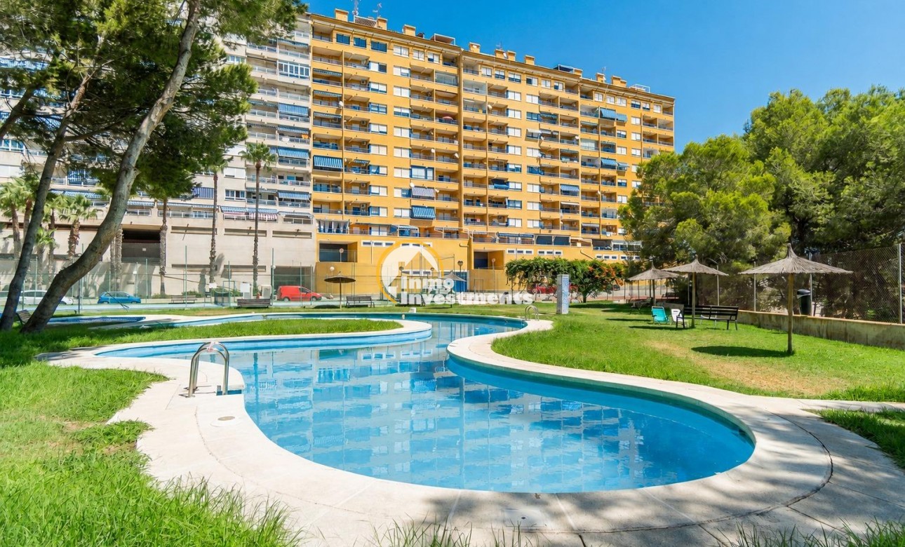 Resale - Apartment - Orihuela Costa - Altos de Campoamor
