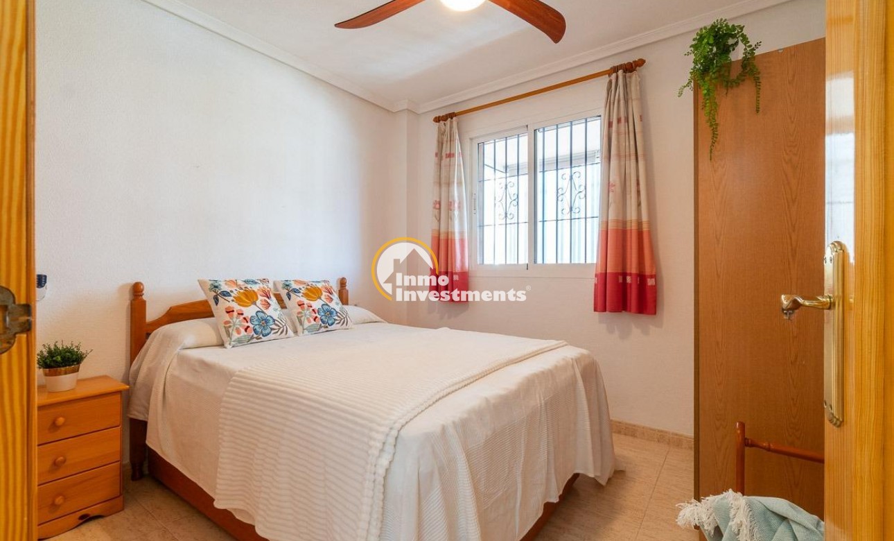 Long term rental - Apartment - Torrevieja - La Mata