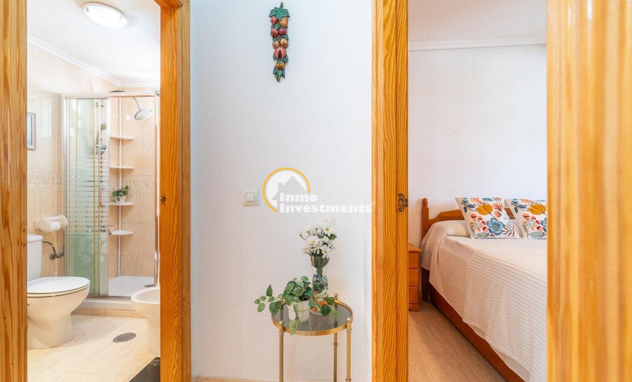 Long term rental - Apartment - Torrevieja - La Mata