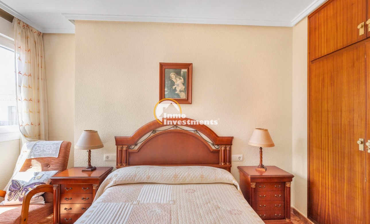 Reventa - Apartamento - Torrevieja - Playa del Cura