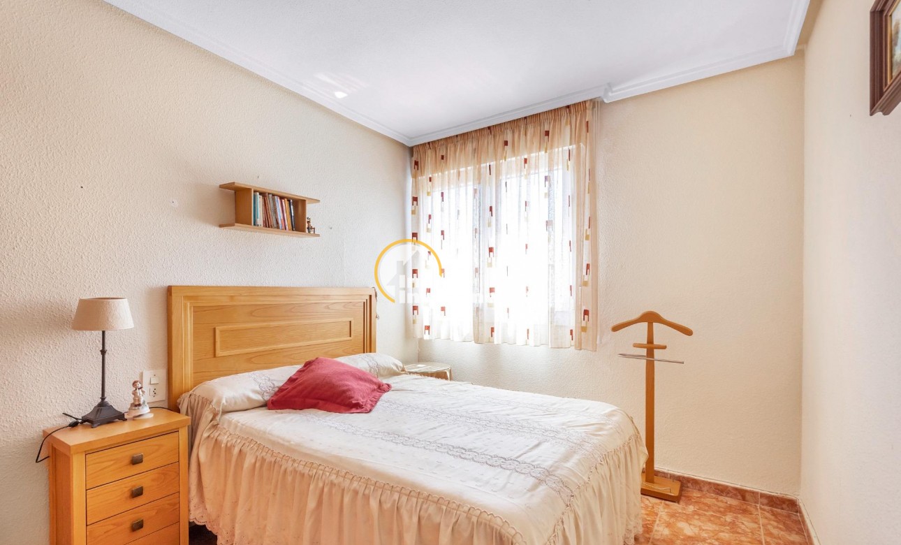 Reventa - Apartamento - Torrevieja - Playa del Cura