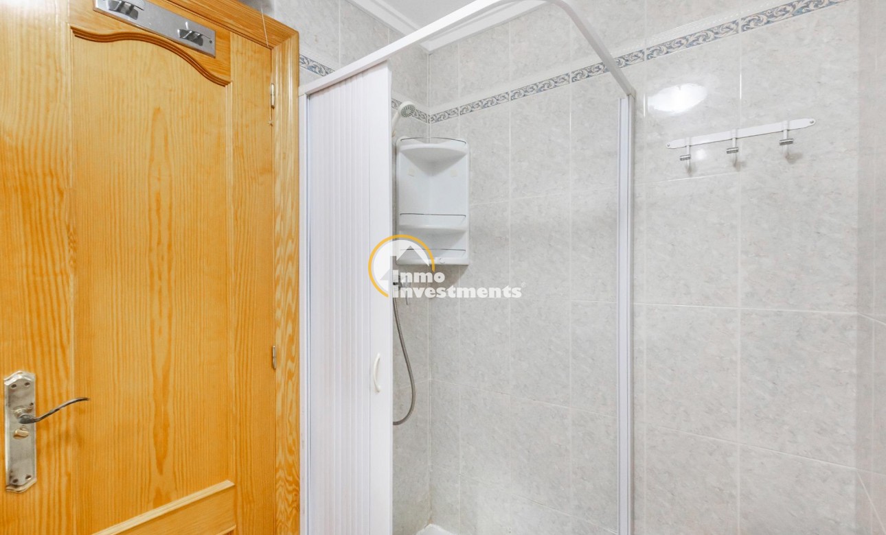 Reventa - Apartamento - Torrevieja - Playa del Cura