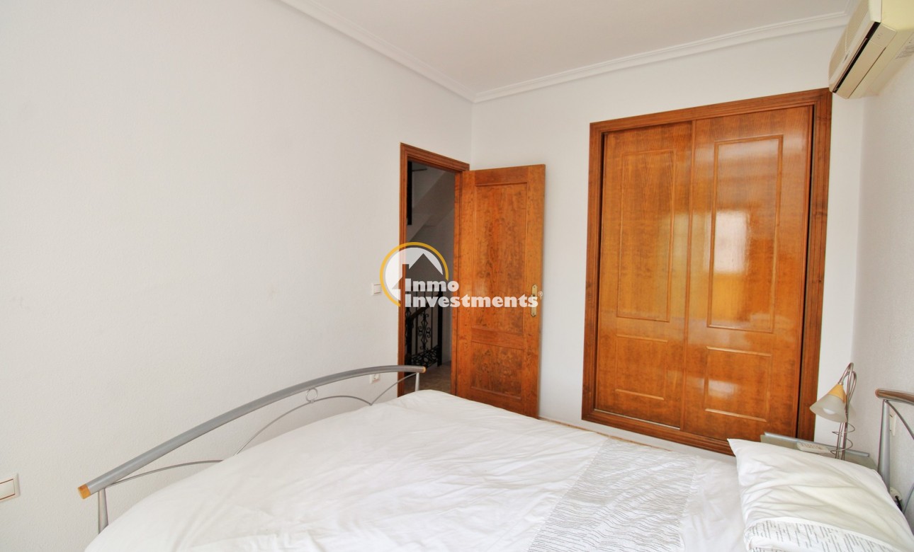 Reventa - Chalet adosado - Villamartin