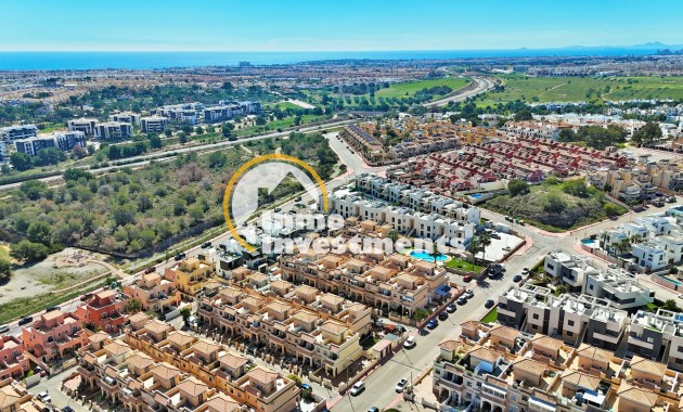 Reventa - Chalet adosado - Villamartin
