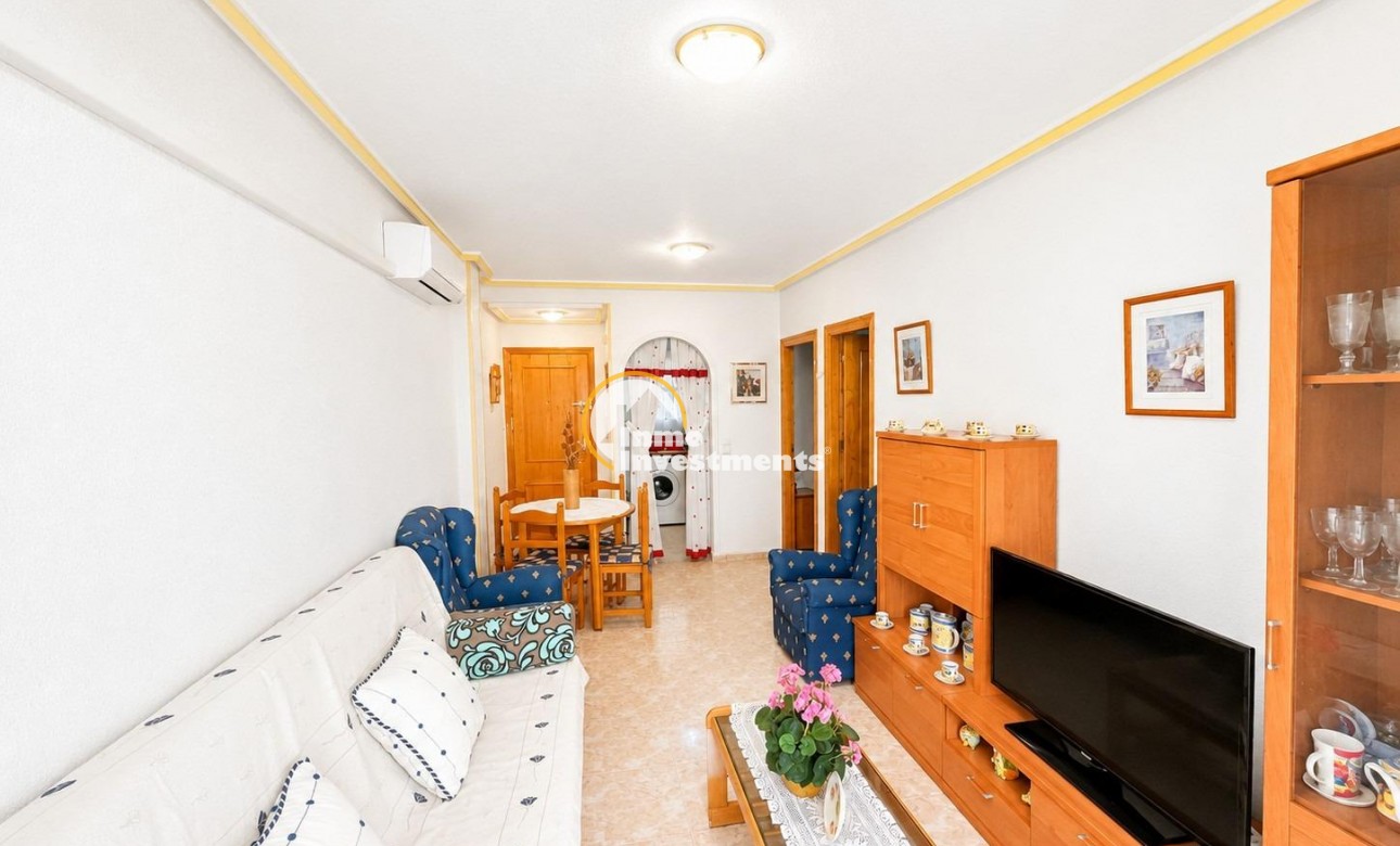 Resale - Apartment - Torrevieja - Estacion de autobuses