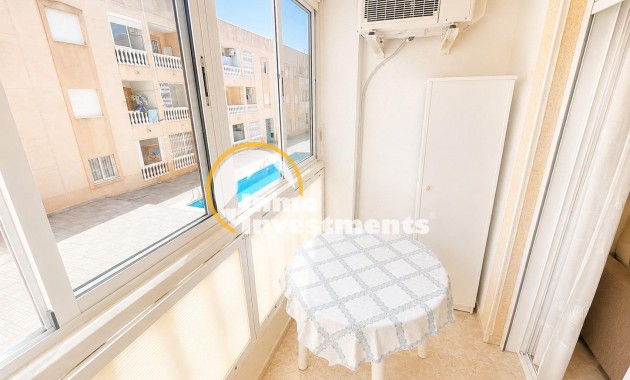 Resale - Apartment - Torrevieja - Estacion de autobuses