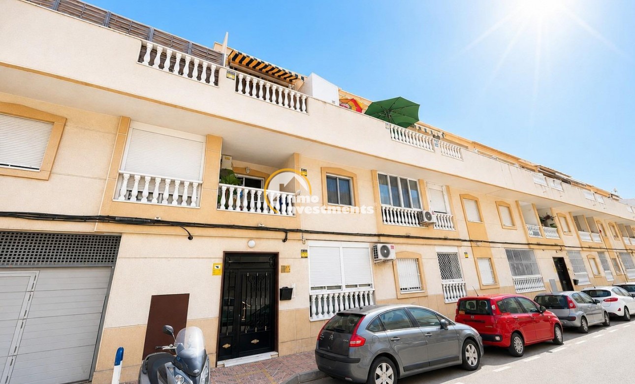 Resale - Apartment - Torrevieja - Estacion de autobuses