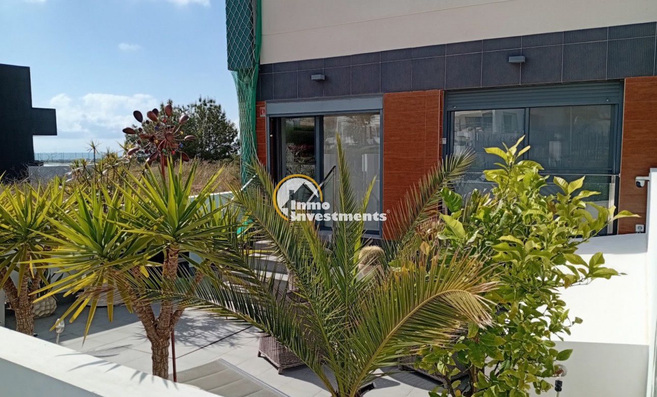 Resale - Apartment - Villamartin - Villacosta