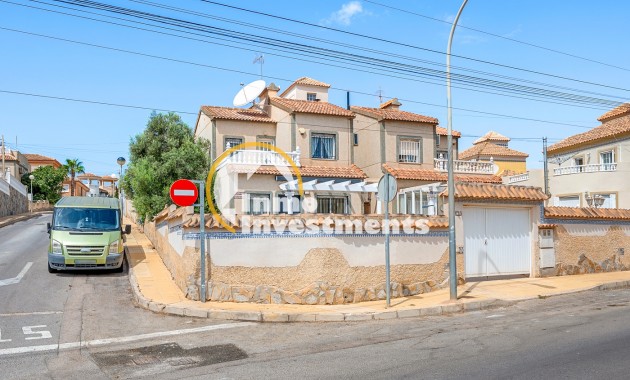 Gebrauchtimmobilien - Villa - Villamartin - El Galan