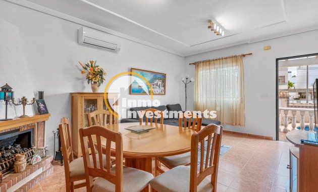 Gebrauchtimmobilien - Villa - Villamartin - El Galan
