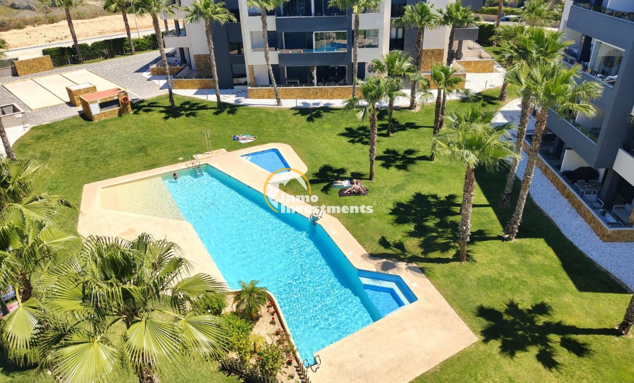 Resale - Apartment - Los Altos