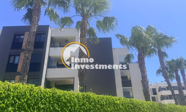 Resale - Apartment - Los Altos