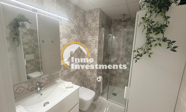 Resale - Apartment - Los Altos