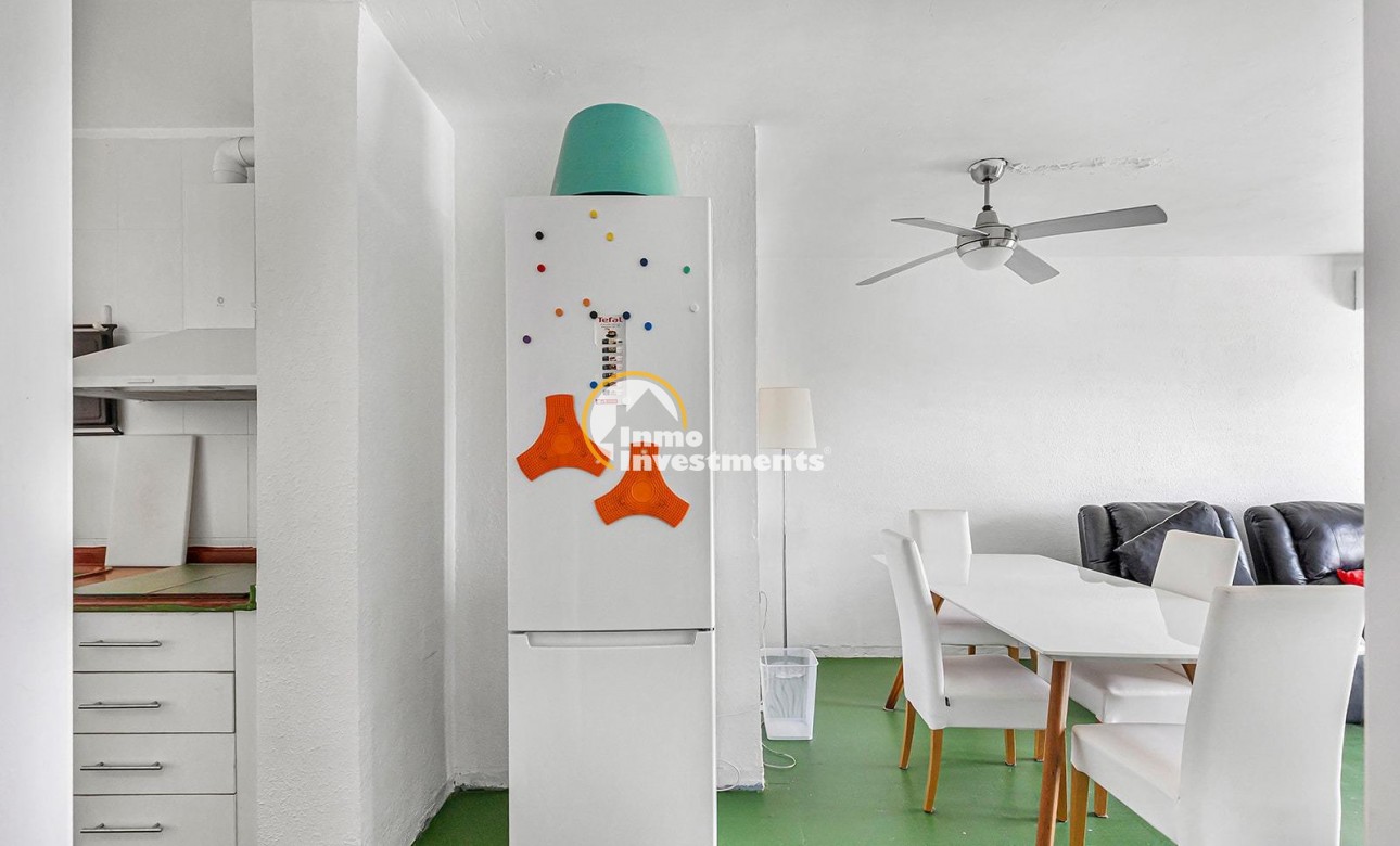 Resale - Apartment - Torrevieja - Acequion