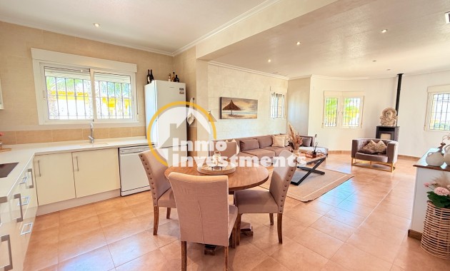 Resale - Villa - CATRAL - Catral