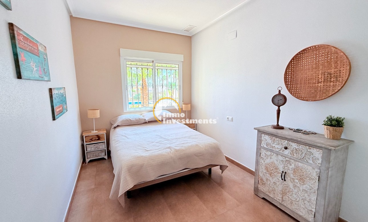 Resale - Villa - CATRAL - Catral