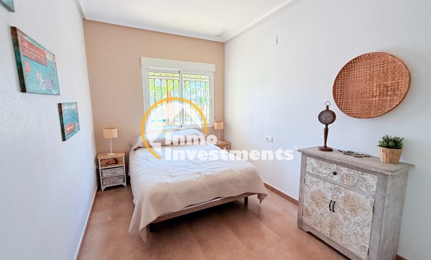 Resale - Villa - CATRAL - Catral
