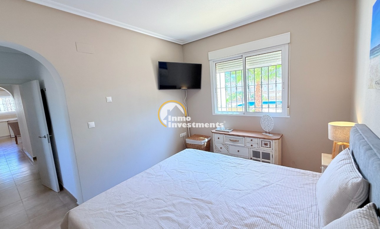 Resale - Villa - CATRAL - Catral