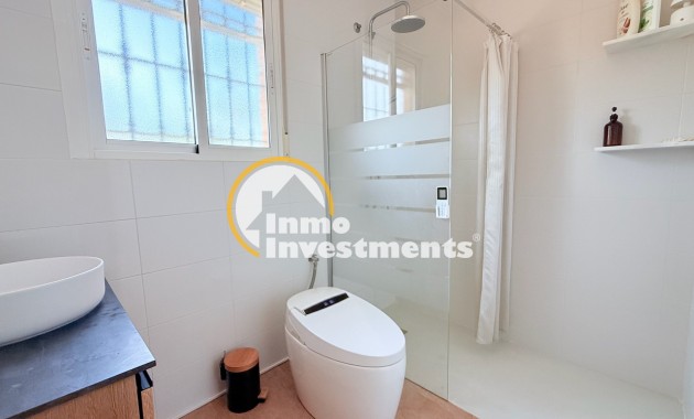 Resale - Villa - CATRAL - Catral