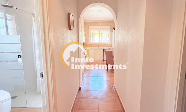 Resale - Villa - CATRAL - Catral