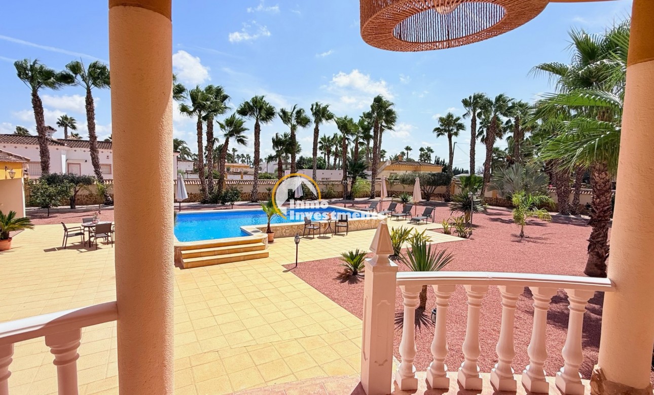 Resale - Villa - CATRAL - Catral