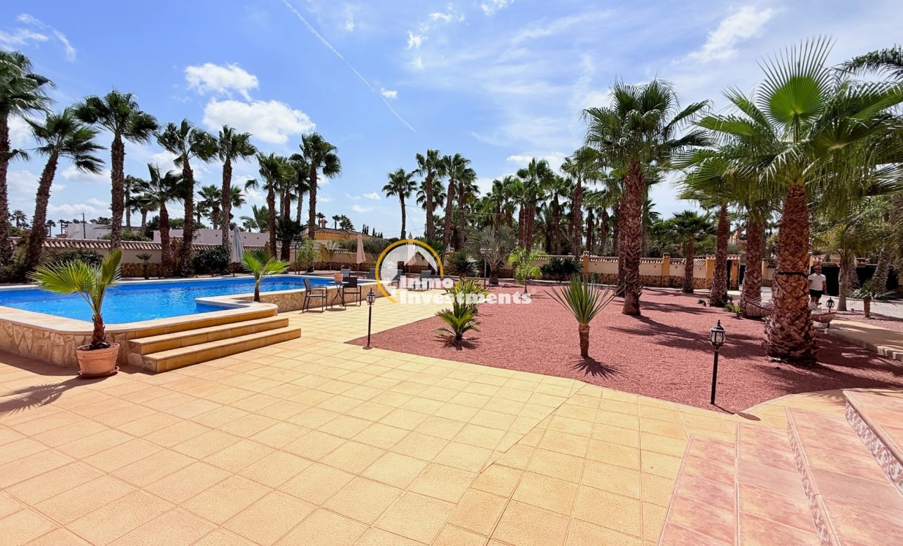 Resale - Villa - CATRAL - Catral