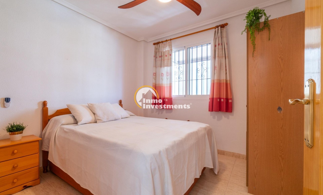 Long term rental - Apartment - Torrevieja - La Mata