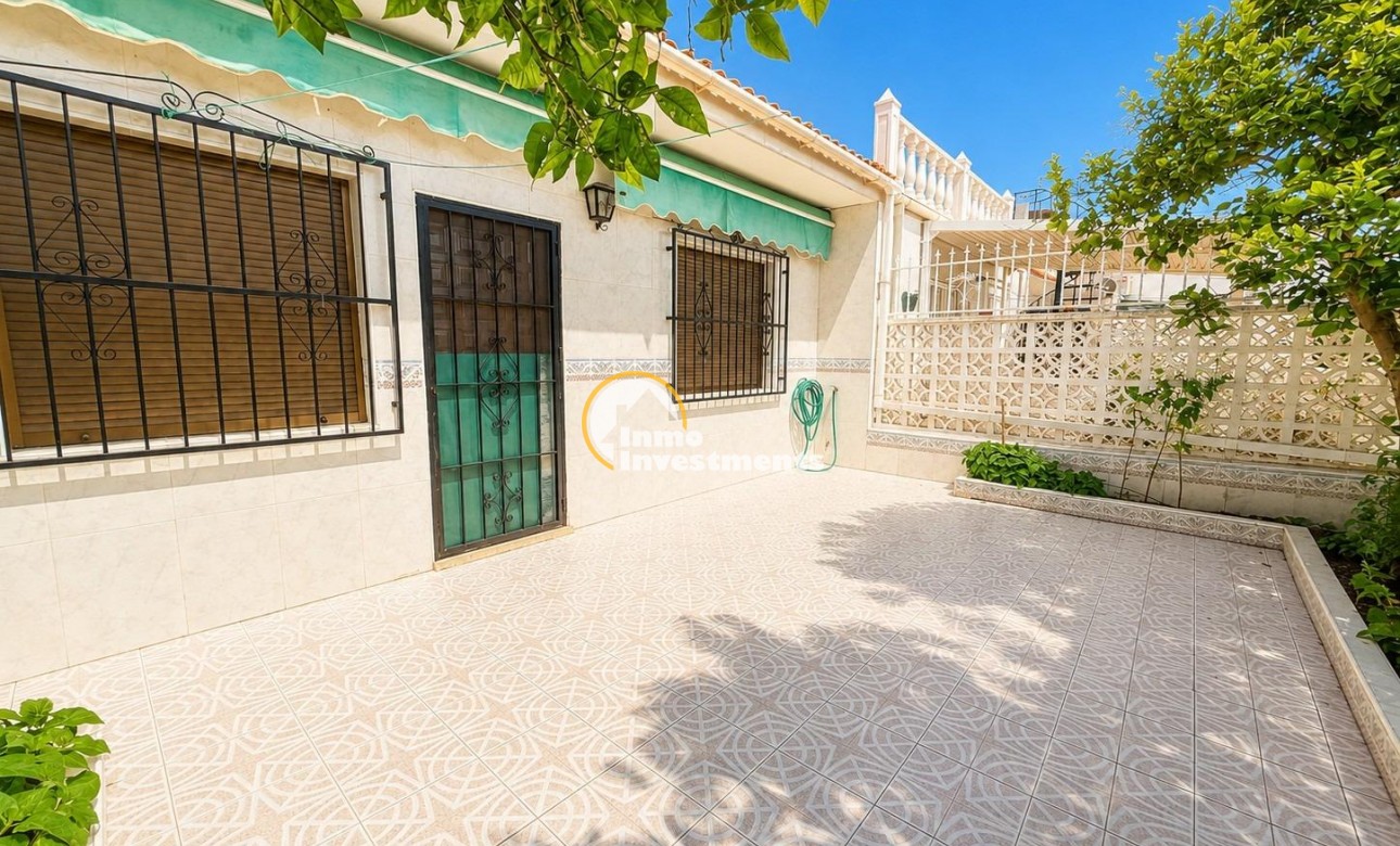 Till salu - Bungalow - Torrevieja - La Siesta - El Salado - Torreta