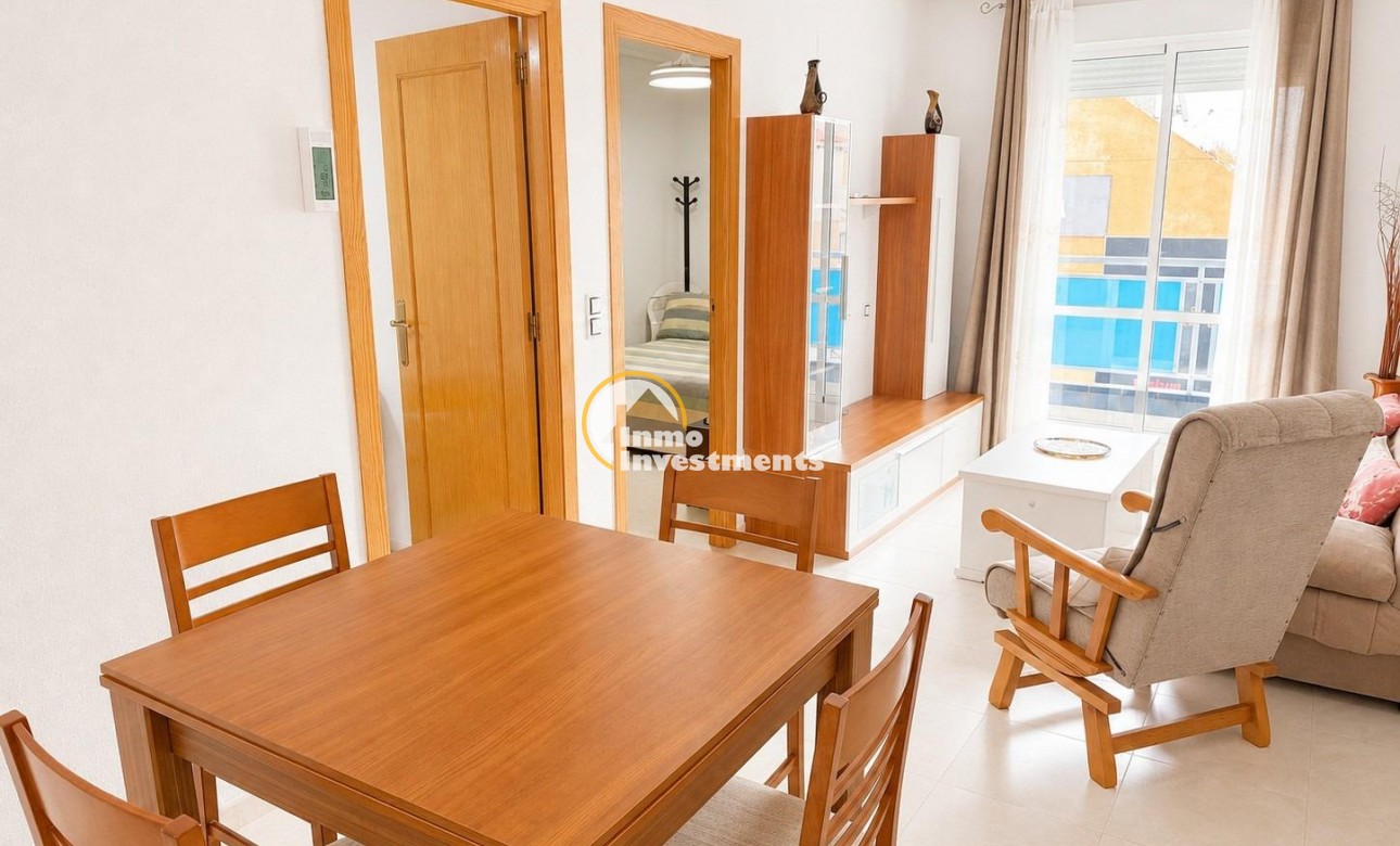 Resale - Apartment - Torrevieja - Estacion de autobuses