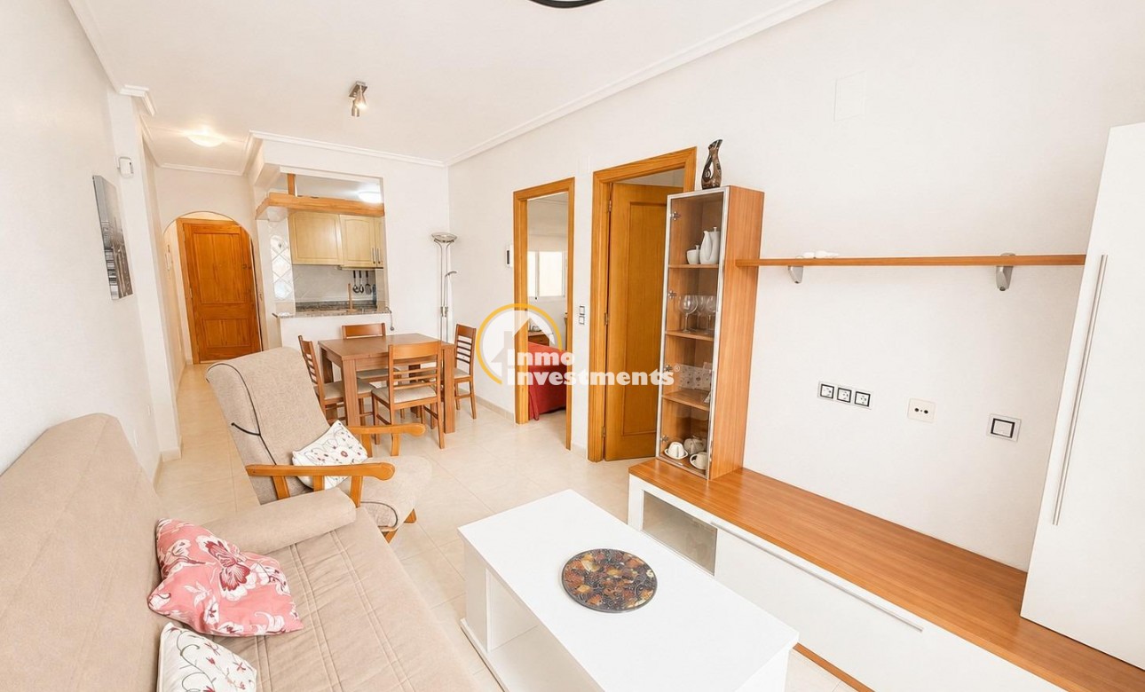 Resale - Apartment - Torrevieja - Estacion de autobuses