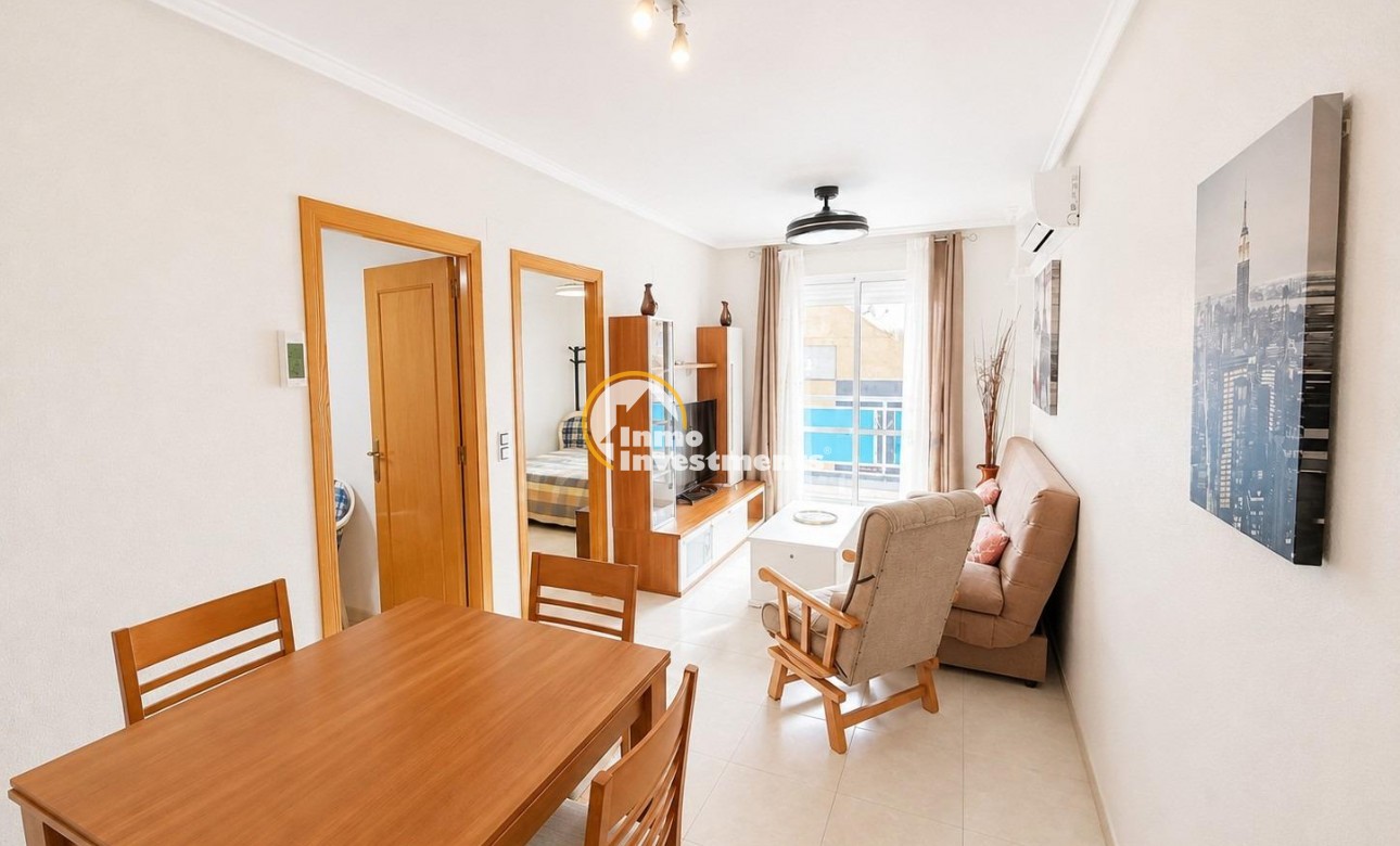 Resale - Apartment - Torrevieja - Estacion de autobuses