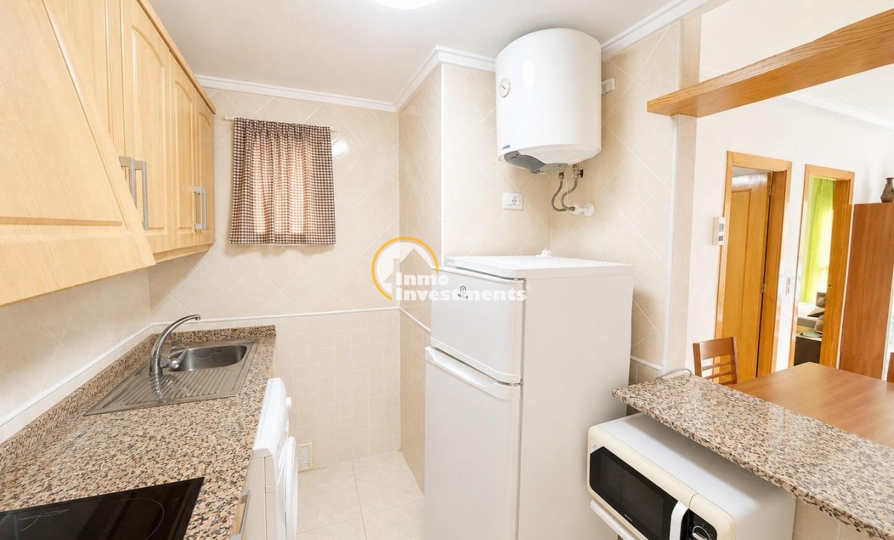 Resale - Apartment - Torrevieja - Estacion de autobuses